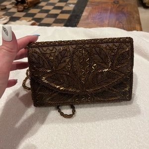 Bijoux Terner beaded clutch